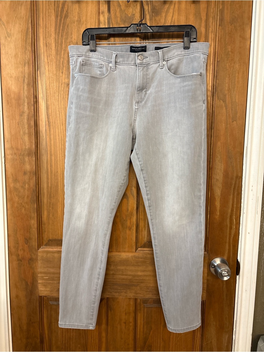Banana Republic Premium Denim Skinny Jeans Gray Stretch Size 32 Cropped Ankle